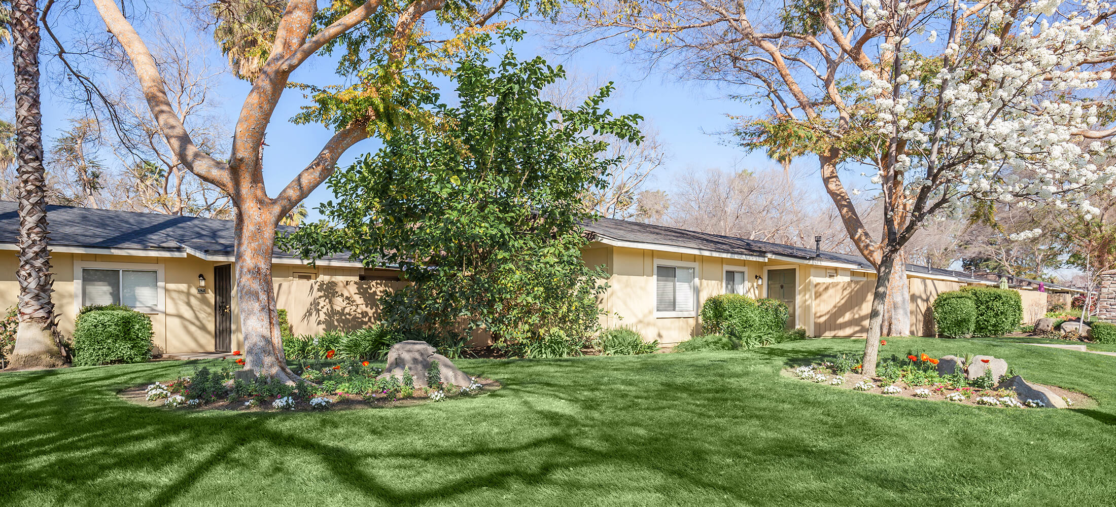 Woodside Village Apts Apartments in Clovis, CA